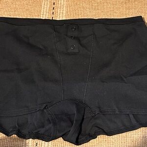 NWT VS PINK Black Dorm boyshort/ minishort